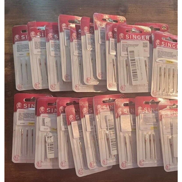 Lot of 21 packs of 5 SINGER Universal 2020 Sewing Machine Needles Size 110/18 - Picture 1 of 2